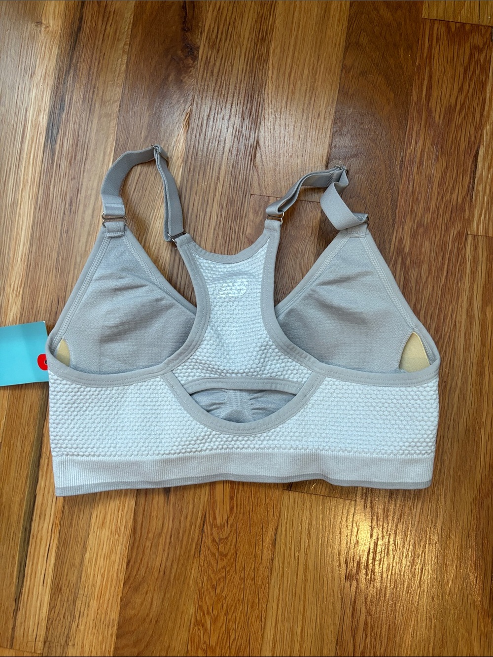 New Balance Women's Light Gray Seamless Adjustable Sports Bra - Picture 2 of 2